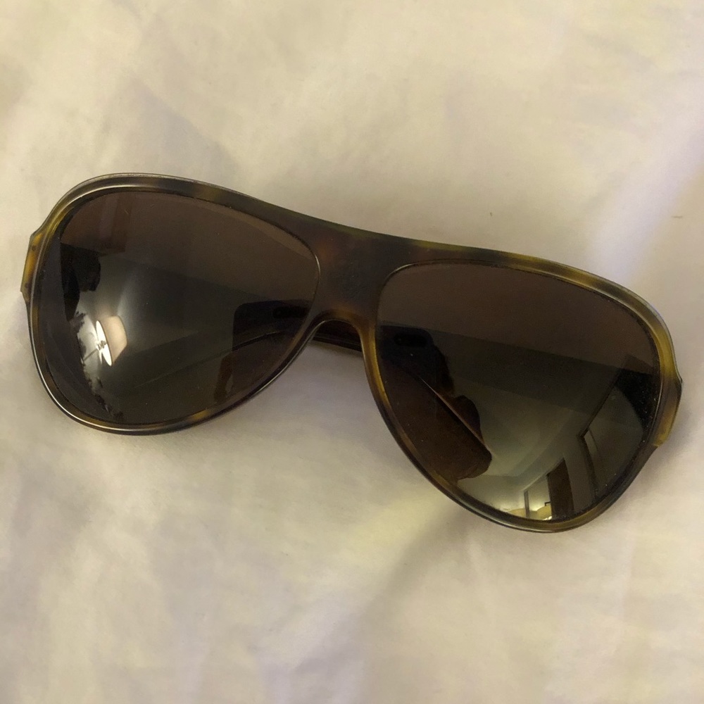 Gucci aviator sunglasses